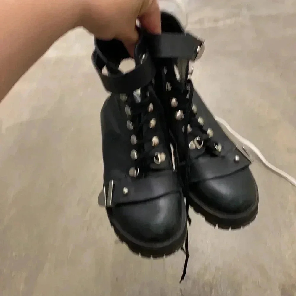 Leather shoes - Picture 2 of 7